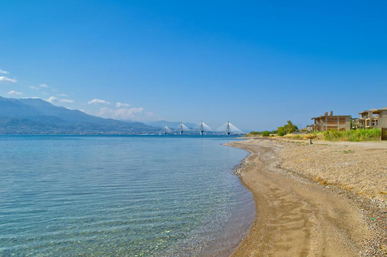 Epipleon Luxury Suites -105- Δωμάτιο 35Τμ Με Βεράντα 35Τμ Μπροστά Στη Θάλασσα Nafpaktos Exteriér fotografie