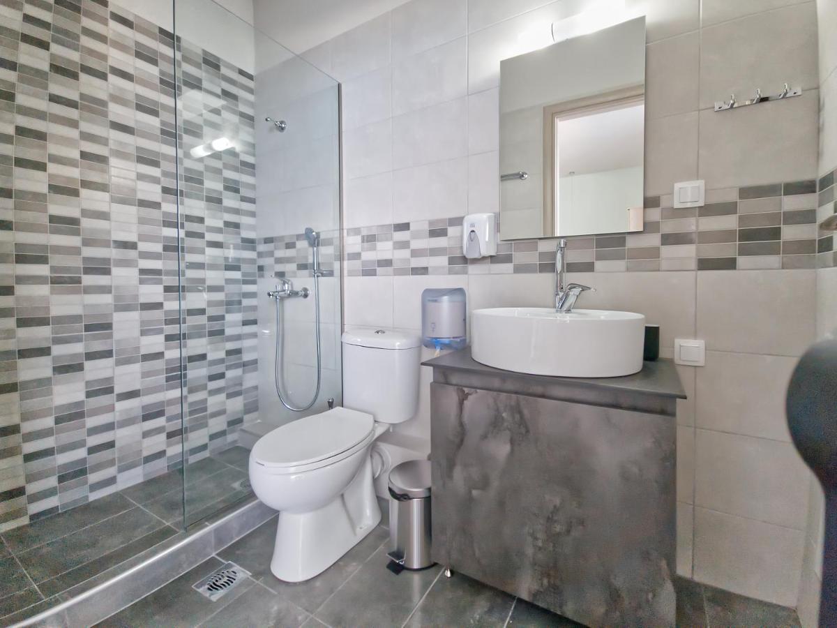 Epipleon Luxury Suites -105- Δωμάτιο 35Τμ Με Βεράντα 35Τμ Μπροστά Στη Θάλασσα Nafpaktos Exteriér fotografie